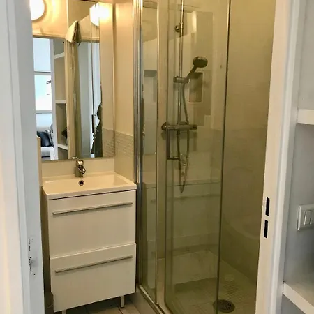 Apartment Coeur De La Bastille Paris